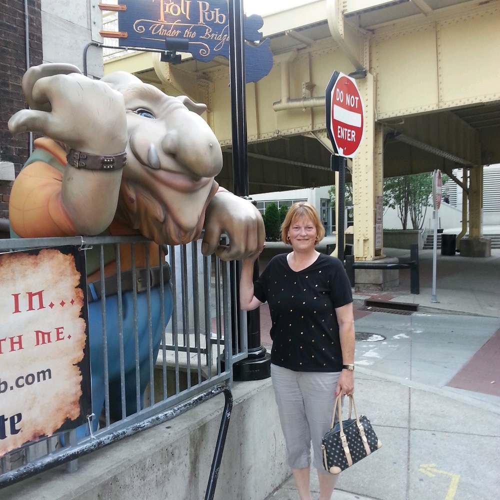 Meet your Posher, Beverly